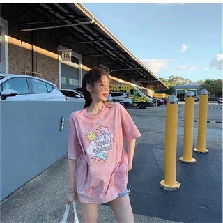 เสื้อยืดผู้หญิงแฟชั่น ส่วนยาวหลวมของเวอร์ชั่นเกาหลีของฮาราจูกุสไตล์มัดย้อมเสื้อยืดเสื้อคู่รัก ใส่สบาย