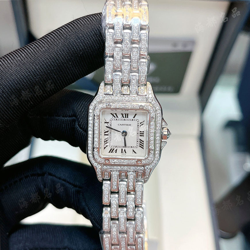 Cartier Ladies Watch Diamond นาฬิกาข้อมือ Santos Series Luxury Back Diamond 20 * 27mm Cartier