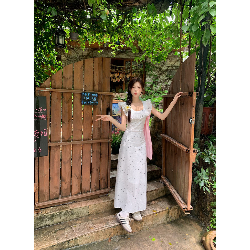 Betty house🌸พร้อมส่ง ชุดเดรสรัดรูปผู้หญิง เซ็กซี่แขนกุด เดรสลายจุด ดีไซน์ขอบใบบัว รุ่นใหม่ล่าสุด - รูปที่ 4