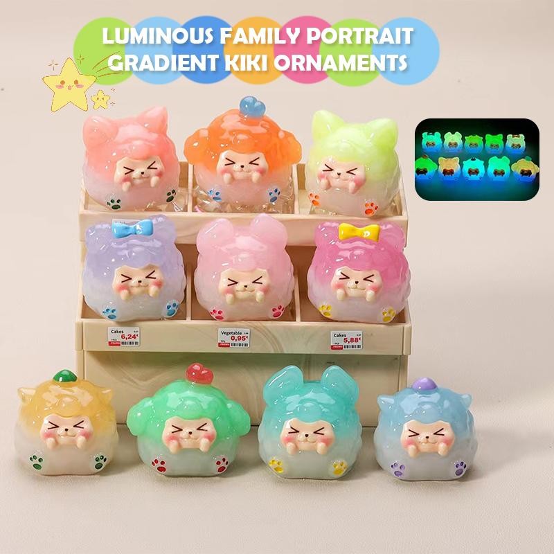 [JBTH] Kawaii Luminous Family Portrait Gradient KIKI ตุ๊กตาตุ๊กตารุ่น Micro ภูมิทัศน์เครื่องประดับตัวเลขสร้างสรรค์เดสก์ท็อปตกแต่ง [JB]