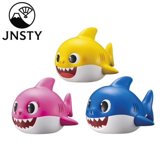 BABY SHARK Pukapyuu in the bath! Baby Shark Yellow 4971404319202