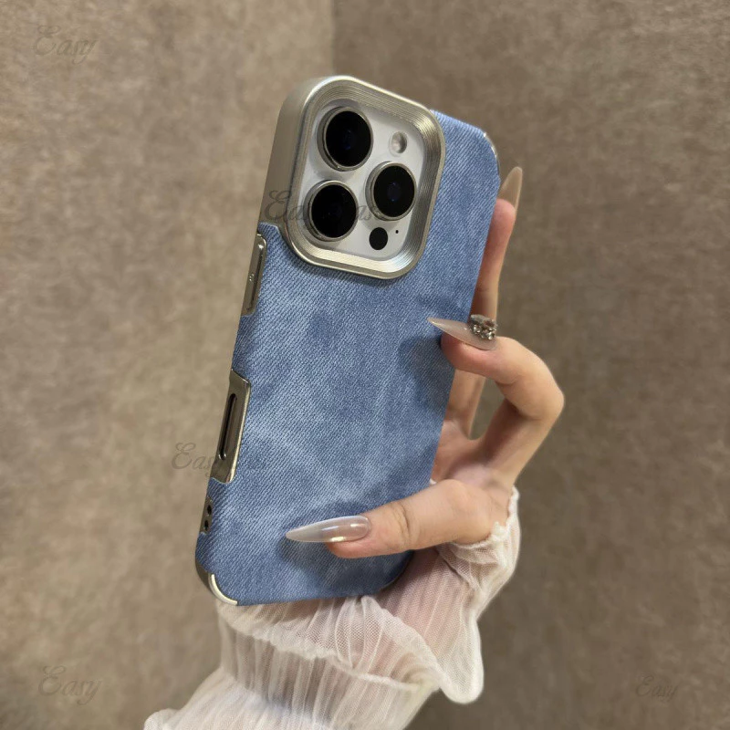 เคสโทรศัพท์ลายผ้ายีนส์เคลือบด้วยไฟฟ้าสร้างสรรค์สําหรับ ไอโฟน 17 16 15 14 13 12 มือโปร สูงสุด กันลื่นและป้องกันการตกฝาหลังป้องกั