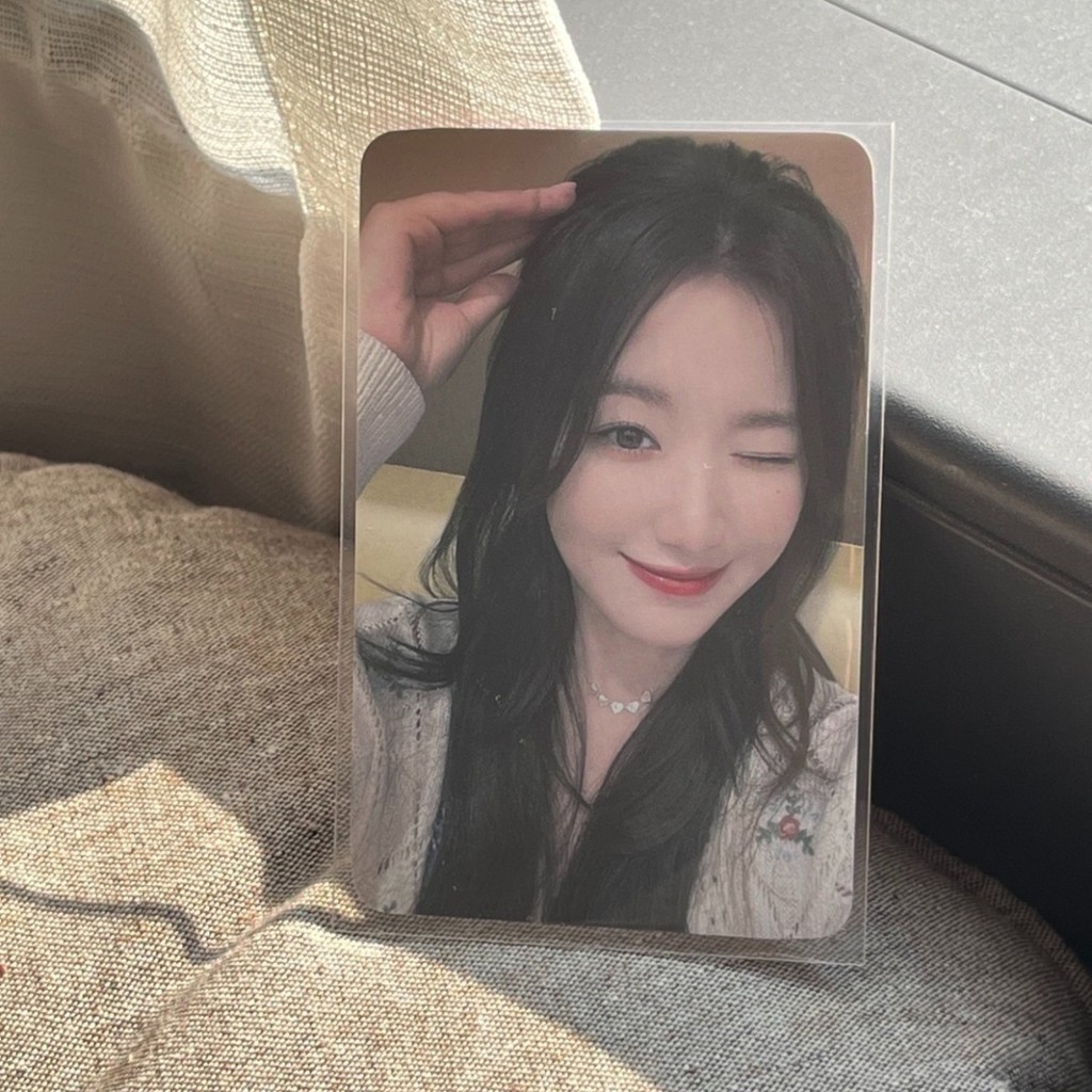 Gidle Official Photocard Six-Week กระเป๋าเครื่องสําอาง kpop Face Leaf Shuhua แปรงตุ๊กตาสาวสินค้าของแ