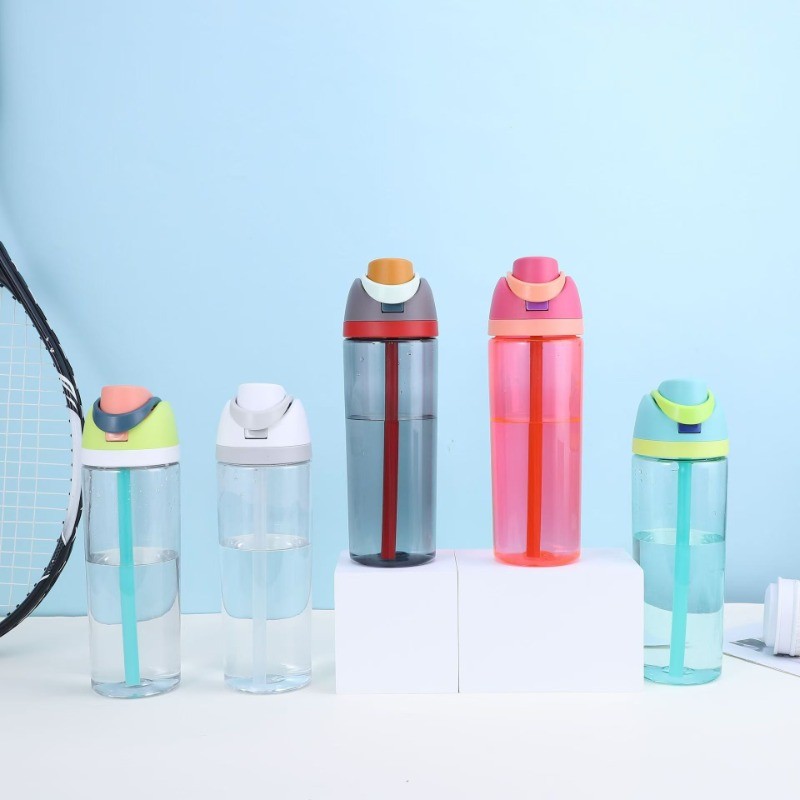 SUGAW 750ml แก้วน้ําฟางขวดน้ํากีฬาพร้อมที่จับสีแก้วน้ํากีฬาพลาสติก