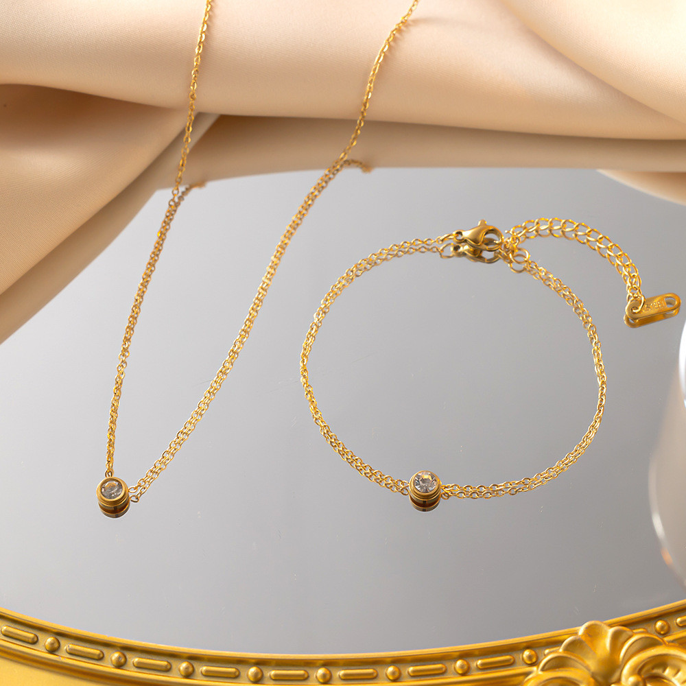สร้อยคอมินิเจพลอยแท้และเหล็กไทเทเนียมสำหรับผู้หญิง 18K ทองวัสดุ กันน้ำ การออกแบบเรียบง่าย