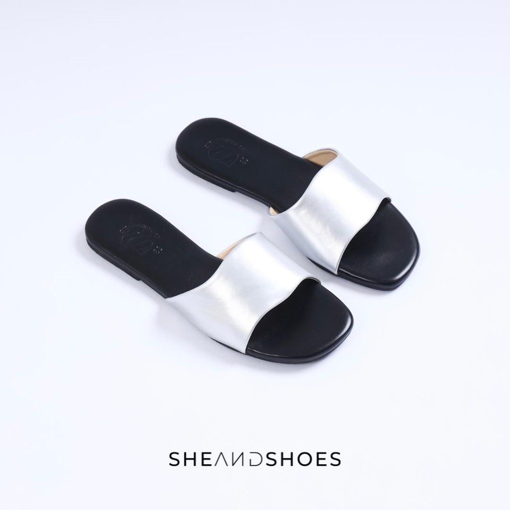 【 ลดล้างสต๊อก 】Sugus รองเท้าแตะ หน้าโค้ง [Sz.36-42] สี Two-tone พื้นนิ่ม