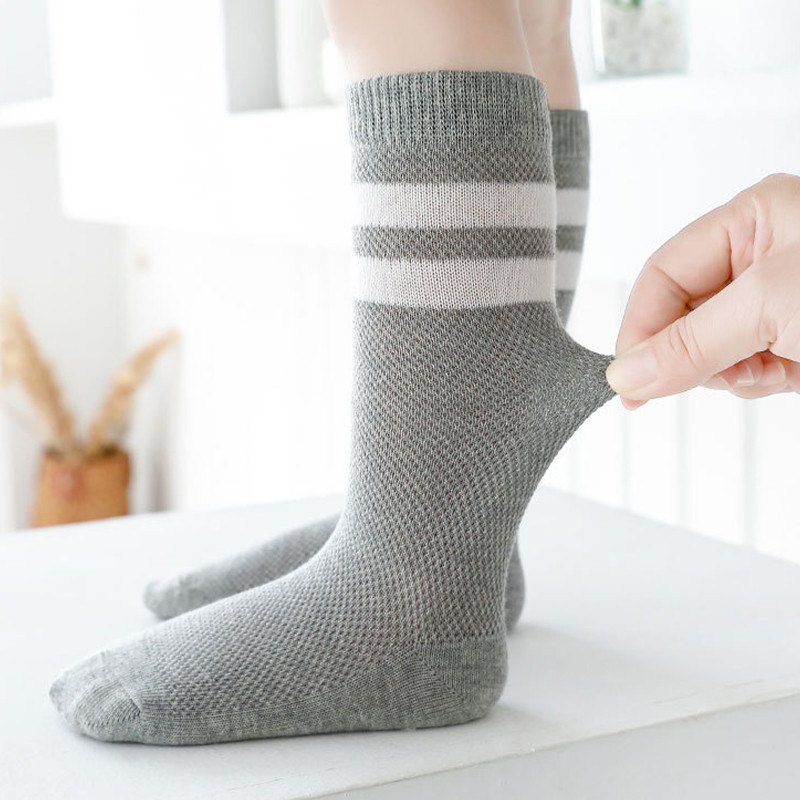 【กรุงเทพฯ จัดส่ง】3 ชิ้น ชุดถุงเท้าตาข่ายระบายอากาศ สไตล์วิทยาลัย สำหรับเด็กอายุ 1-12 ปี เด็กชายและเด็กหญิง - รูปที่ 3