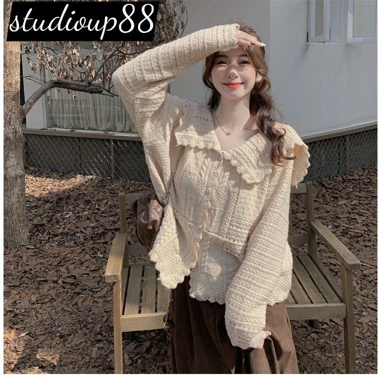 (ส่งจากไทย)เสื้อถักไหมพรมแขนยาว แต่งกระดุมแบบสั้น สีพื้น เนื้อผ้าหนานุ่ม คอปกเกาหลีมากๆ สวมใส่สบาย