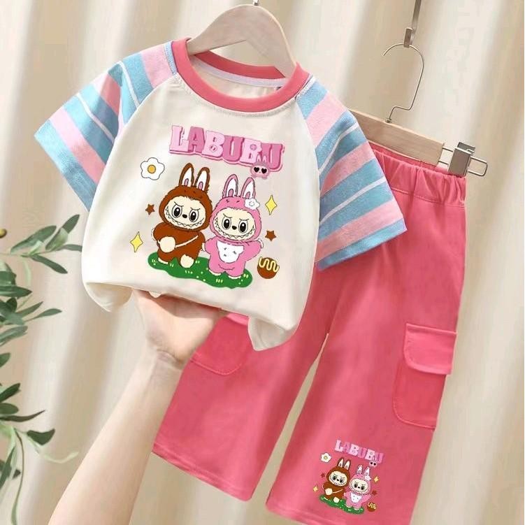 ชุดเซ็ทเด็ก เสื้อ+กางเกงคาร์โก้กระเป๋าข้าง ลายการ์ตูนสุดฮิตlabubu