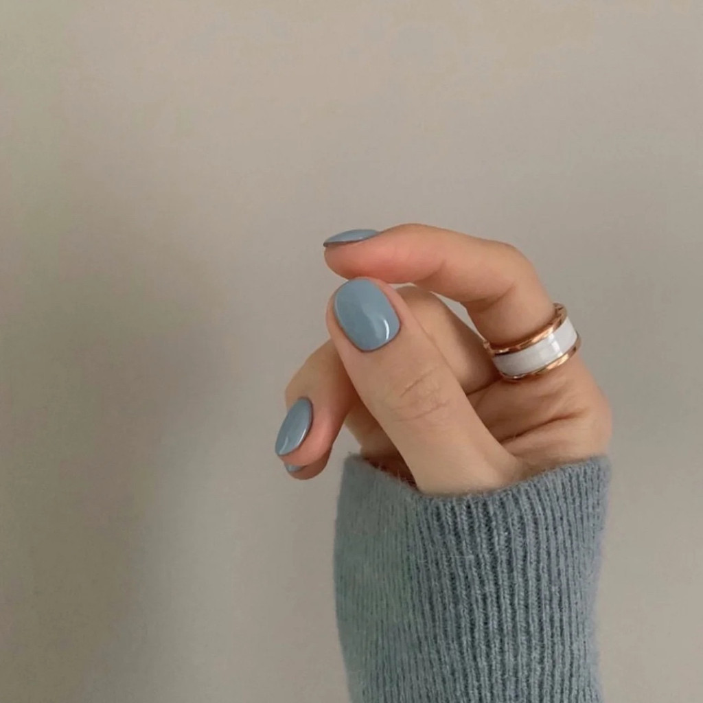 ร064 เล็บสวมใส่สั้นกับพิมพ์ที่เรียบง่ายโปร่งใสไล่โทนสีเล็บศิลปะอารมณ์เล็บเล็บปลอม