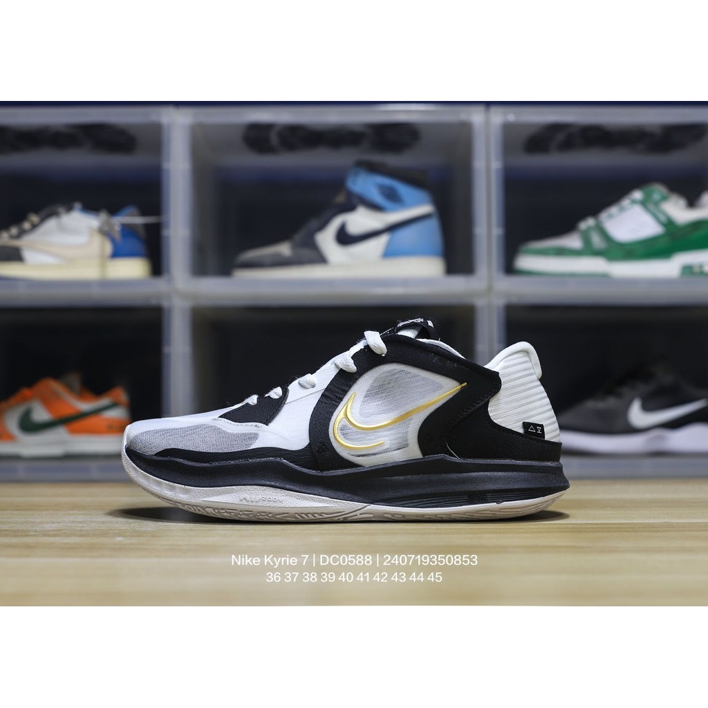 Nike Kyrie 5 Low EP รองเท้าบาสเก็ตบอลกีฬาลําลองคลาสสิกสําหรับผู้ชายและผู้หญิง