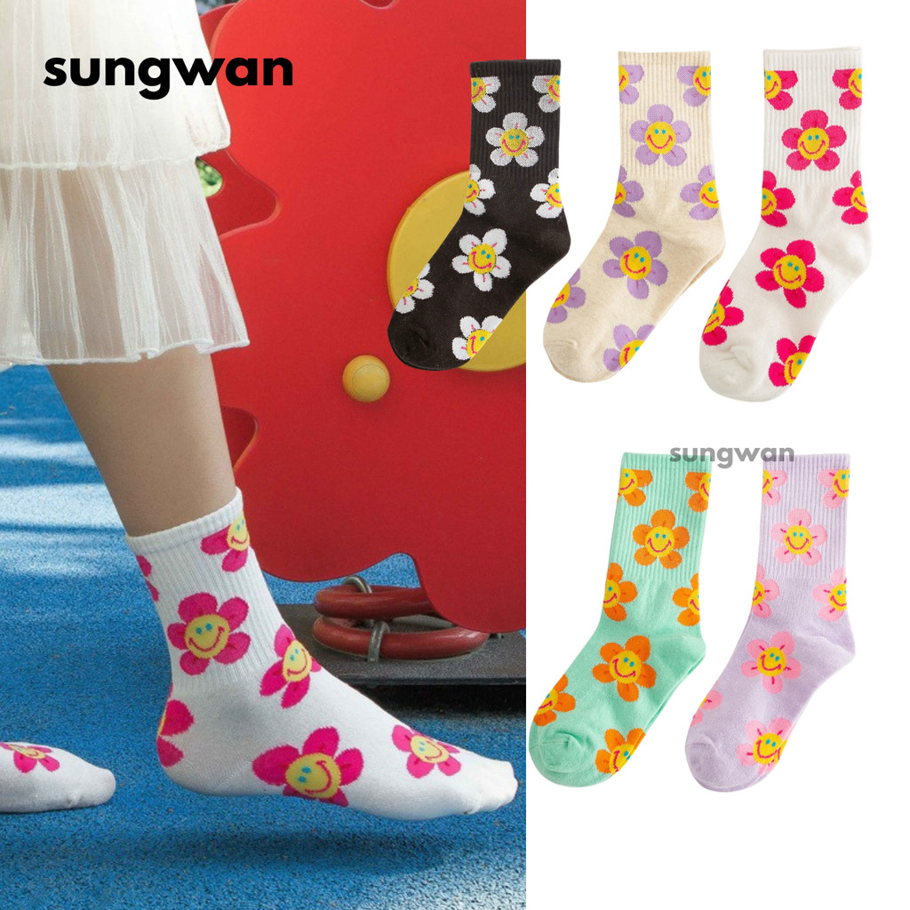 ถุงเท้าข้อกลางลายดอกไม้ น่ารักๆ ถุงเท้าข้อสั้น ข้อยาว พร้อมส่ง