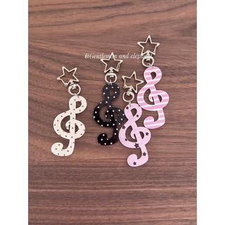 INS พวงกุญแจอะคริลิครูปการ์ตูนภาพประกอบจี้ Kawaii กระเป๋าเป้สะพายหลัง Carabiner คลิปนักเรียน DIY คู่มือตกแต่ง