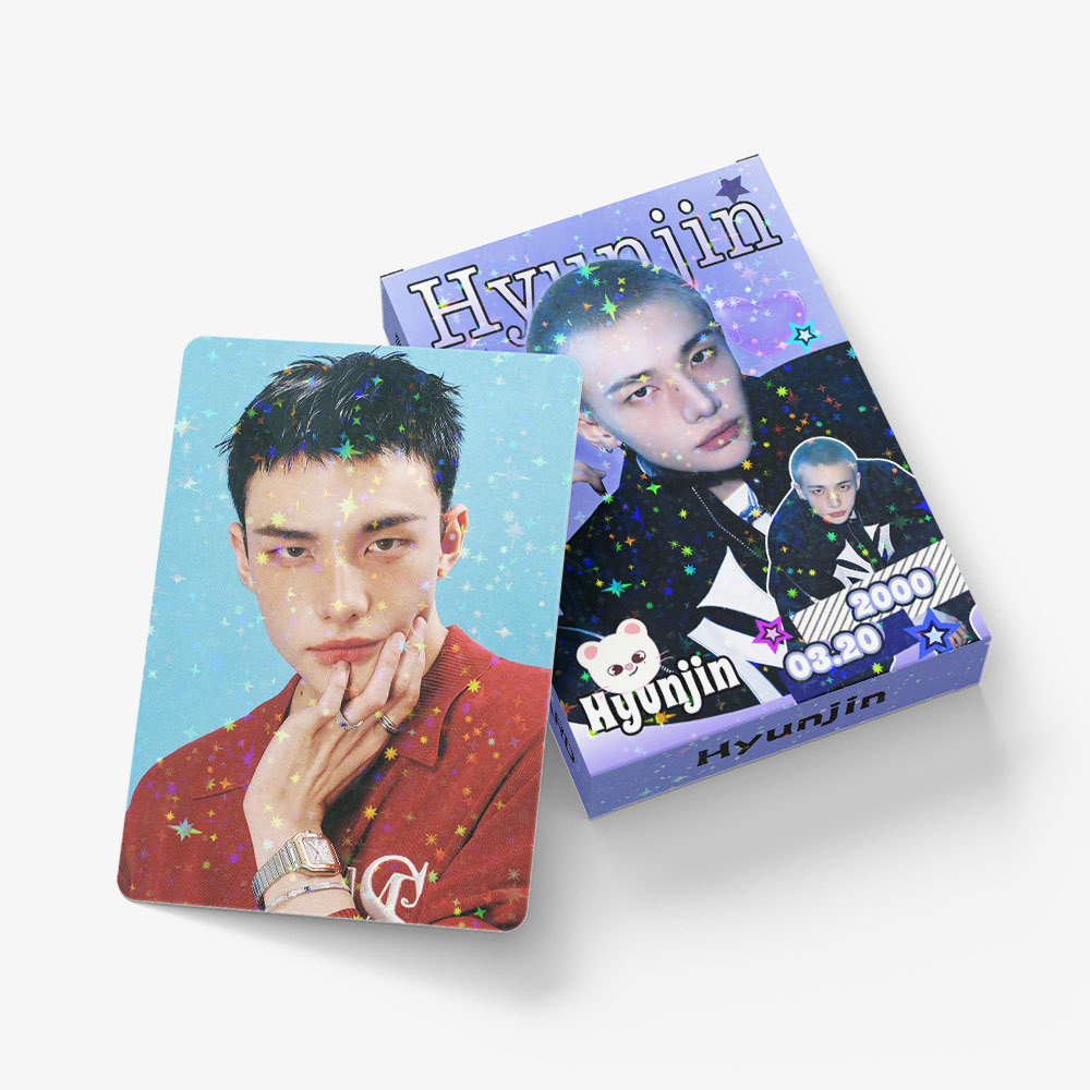 45 ชิ้น STRAY KIDS HYUNDAN KARMA Star Holographic Lomo การ์ด Permisson to Dance Love Language Photoc
