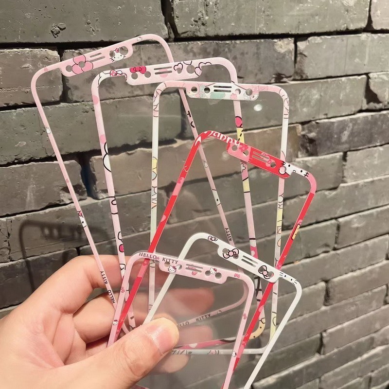 ฟิล์มกระจกสีกรอบการ์ตูนเหมาะสําหรับ Apple 17ProMax HD 16pro max กระจกนิรภัย iPhone13/12/11/XR ฟิล์มเต็มจอ 12ProMax ฟิล์มกันระเบิด 15plus/14 พร้อมลวดลาย