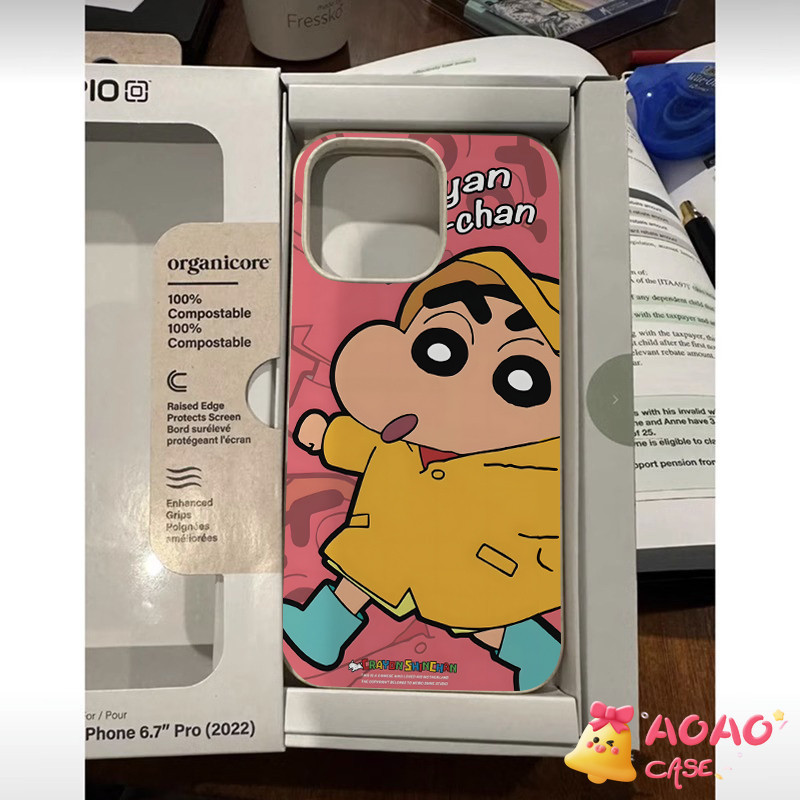 การ์ตูนมีความสุข เคส ชินจัง อ่อนนุ่ม เคสIPhone 11 13 15 14 12 Pro Max 7Plus XR X XS MAX 14 15 6s 8 7 6 Plus SE 2020