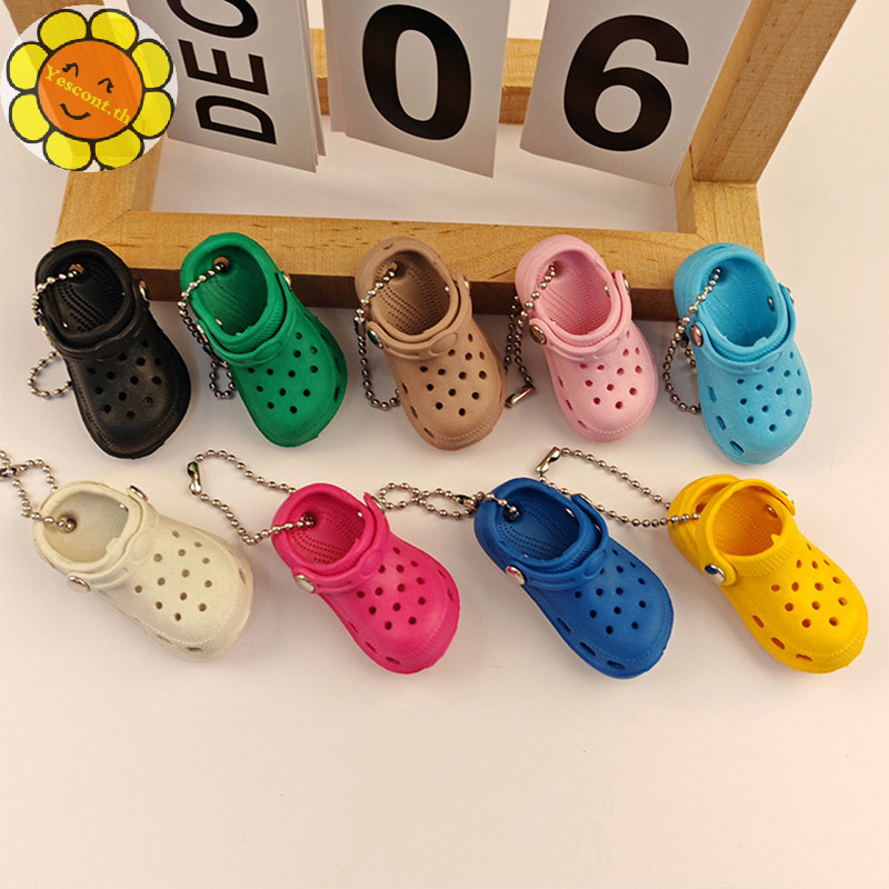 Yescont น่ารัก 3D Mini รองเท้าแตะรองเท้าพวงกุญแจสําหรับผู้หญิงผู้ชายสร้างสรรค์จําลอง Beach Hole รองเท้าพวงกุญแจกระเป๋าเป้สะพายหลังจี้ตกแต่ง TH