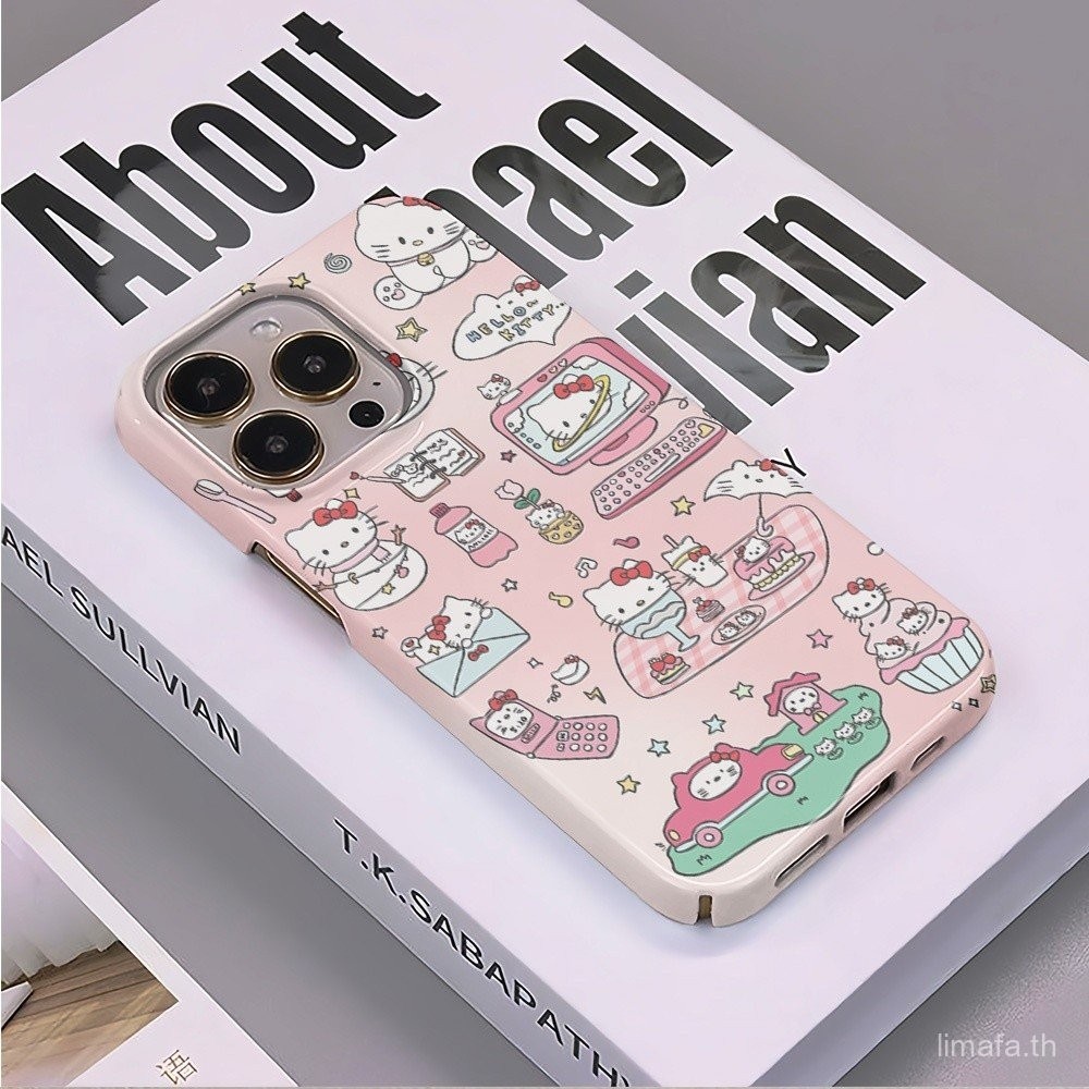เคสโทรศัพท์มือถือลายสินค้า Hello Kitty เคสป้องกันสำหรับ iPhone 16PROMAX 15PROMAX XS 8PLUS 12pro 14PROMAX 14 11pro 11PROMAX 15pro 7/8PLUS 12เคสแข็งกันกระแทก xsmax 14Pro 13pro nbq7ป้องกันการตก