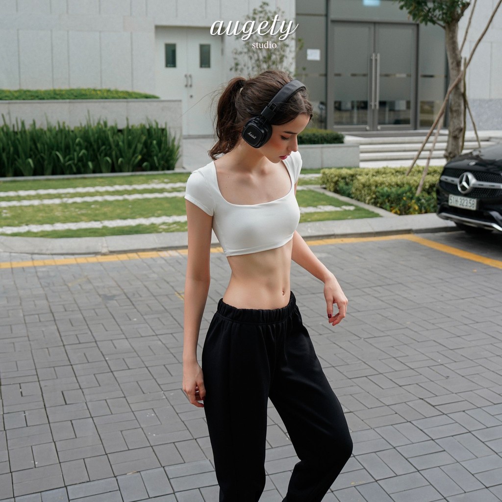 เสื้อยืดโครเชต์แขนสั้นคอเหลี่ยมผู้หญิง Augety Studio เสื้อ JUDY