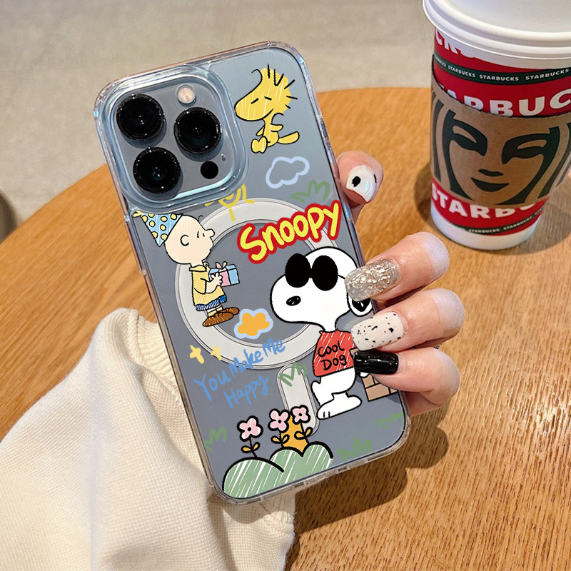 เคส iPhone 16 15 14 13 12 Pro MAX 12PRO 14PRO 15PROMAX 15 PLUS 16 PROMAX 13 MINI XR X XS MAX 7 8 PLUS SE2 SE3 Y0077S Snoopy แม่เหล็กดูดปกแข็งเคสโทรศัพท์