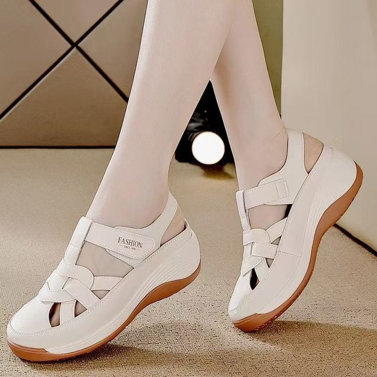 รองเท้าส้นสูงส้นหนาหัวกลมเทปเวลโครผู้หญิง