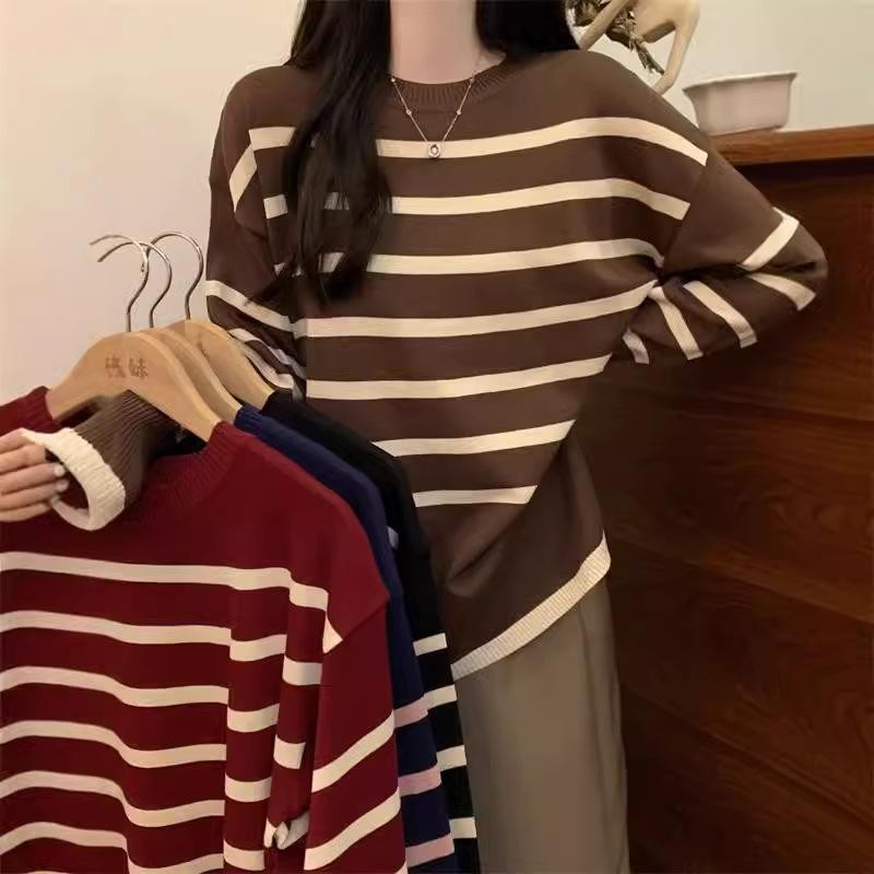 เสื้อไหมพรมแขนยาวทรงหลวม เสื้อไซร์ใหญ่ลายทางใส่สบายสีสวยงานหรู 6สี พร้อมส่ง