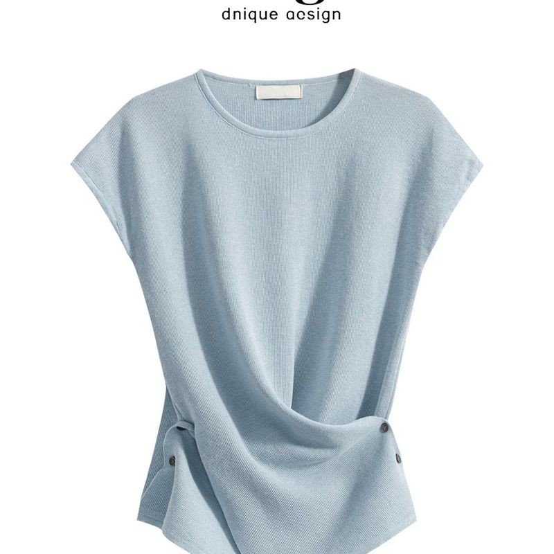 เสื้อยืดถักแขนสั้นผู้หญิงสไตล์ใหม่ปี 2025 ทรงSlim-Fit แคบเอว เหมาะสำหรับฤดูร้อน