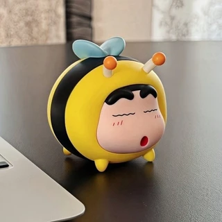 💥 จัดส่งจากประเทศไทย 💥Bees Crayon Shin chan คอสเพลย์น่ารักอะนิเมะรูป COD สต็อกรูปตุ๊กตาของเล่นสําหรับของขวัญเด็กคอลเลกชันจี้รถเครื่องประดับตกแต่งเค้กบ้านตกแต่ง
