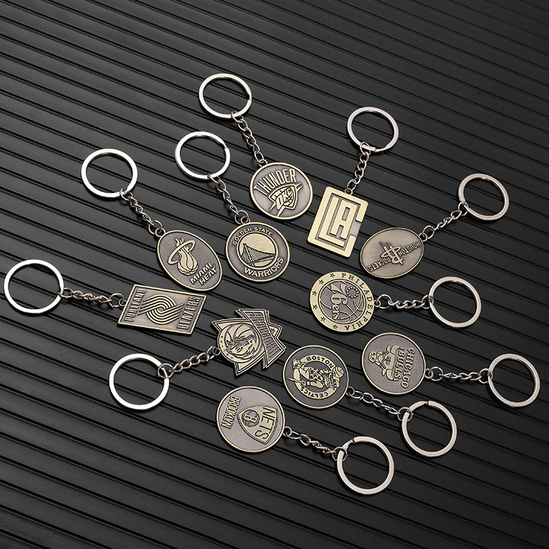 58 พวงกุญแจเครื่องประดับบาสเกตบอลเครื่องประดับทองแดง Hot Speedboat Bucks นักรบโลหะ-uu14 พวงกุญแจจี้/
