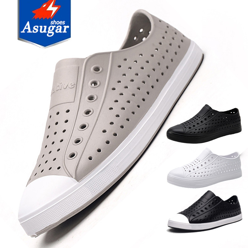 รองเท้าหุ้มส้นผู้ชาย ใส่ได้หญิงและชาย รองเท้าแบบสวม รองเท้าใส่ลุยน้ำ ระบายอากาศ รองเท้ายาง ไซร์ 36-45