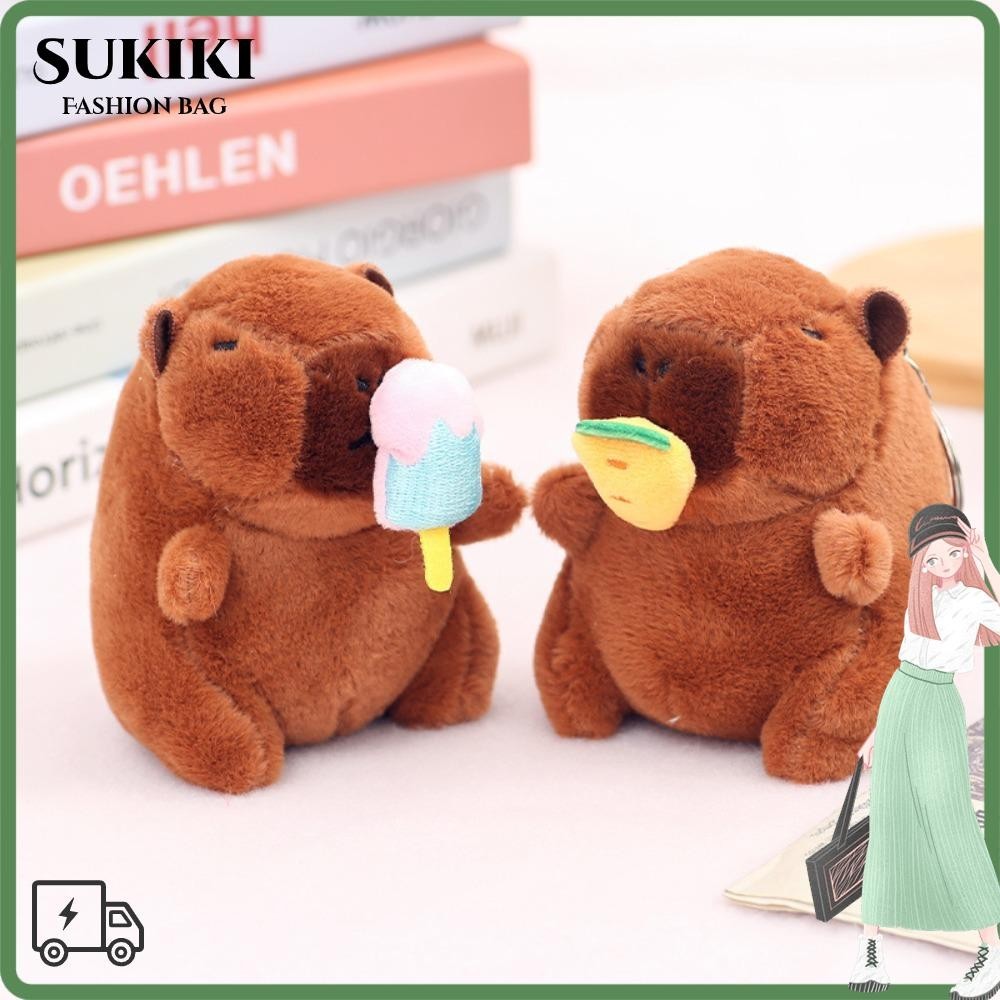Sukiki พวงกุญแจตุ๊กตา Capybara ตุ๊กตาสัตว์การ์ตูนจําลอง Capybara จี้ Snot-Pulling น่ารัก 12 ซม. ตุ๊กตาสัตว์ Fluffy