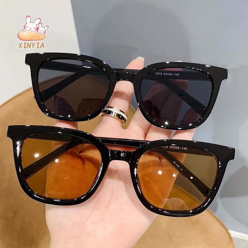 แว่นตากันแดดuv400 กรอบหนา ทรงสี่เหลี่ยม สีดํา สไตล์วินเทจ หรูหรา แฟชั่นเรโทร สําหรับผู้หญิง สําหรับผู้ชาย xinyia,th