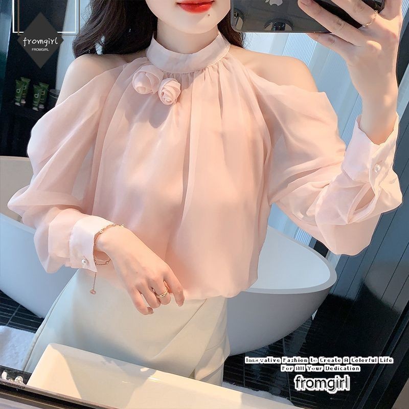 เสื้อชีฟองชุดฤดูใบไม้ผลิผู้หญิง 2025 ใหม่เก๋ไก๋ต้นฤดูใบไม้ผลิอารมณ์ปิดไหล่ออกแบบด้านบนผู้หญิง