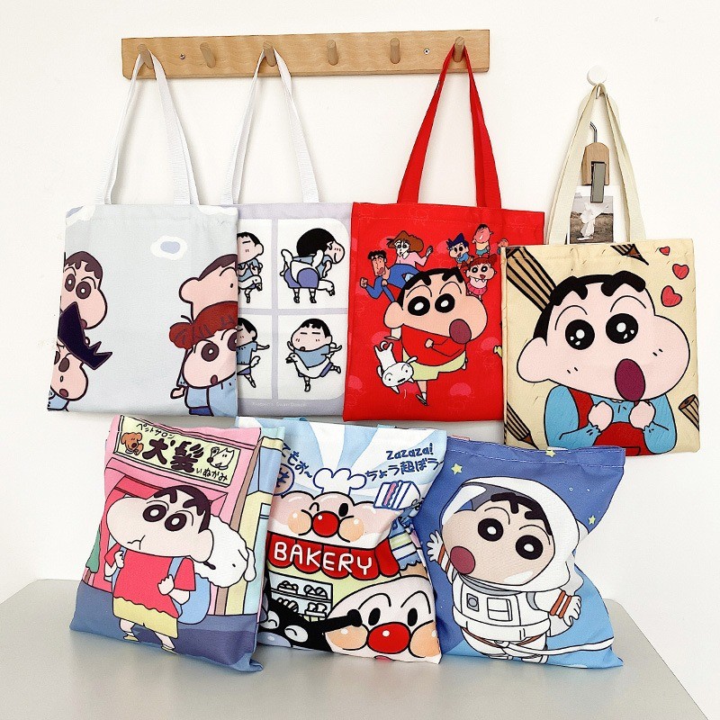 เครยอนชินจังการ์ตูนสร้างสรรค์พิมพ์รูปแบบกระเป๋าถือความจุขนาดใหญ่แฟชั่นกระเป๋าสะพายผ้าใบสําหรับผู้หญิง