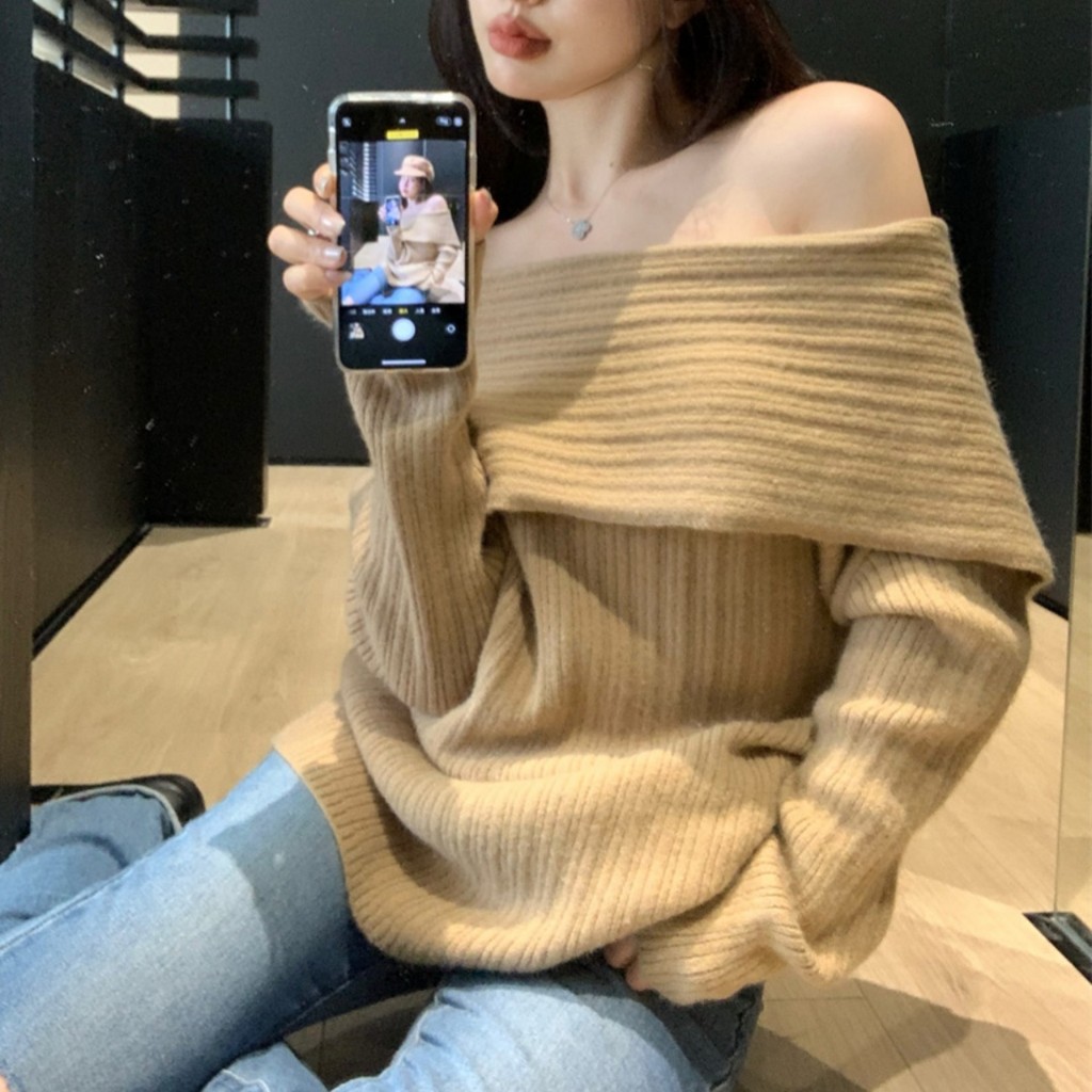 เสื้อสเวตเตอร์ผู้หญิงความยาวปานกลางสไตล์ชิวๆสีขาวไหล่เดียวเสื้อถักอารมณ์หลวมเสื้อถักฤดูใบไม้ร่วงและฤดูหนาวสไตล์ใหม่ Oh Huanfeng กำมะหยี่เข็ม mi93