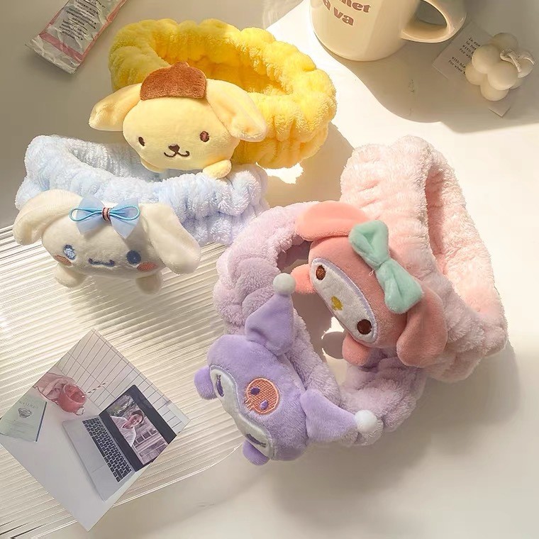 Kawaii Sanrio Kuromi Melody ตุ๊กตาตุ๊กตาล้างหน้าแต่งหน้า Hairband Cinnamoroll Pompom Purin หวานลื่นยืดหยุ่นอุปกรณ์เสริมผม