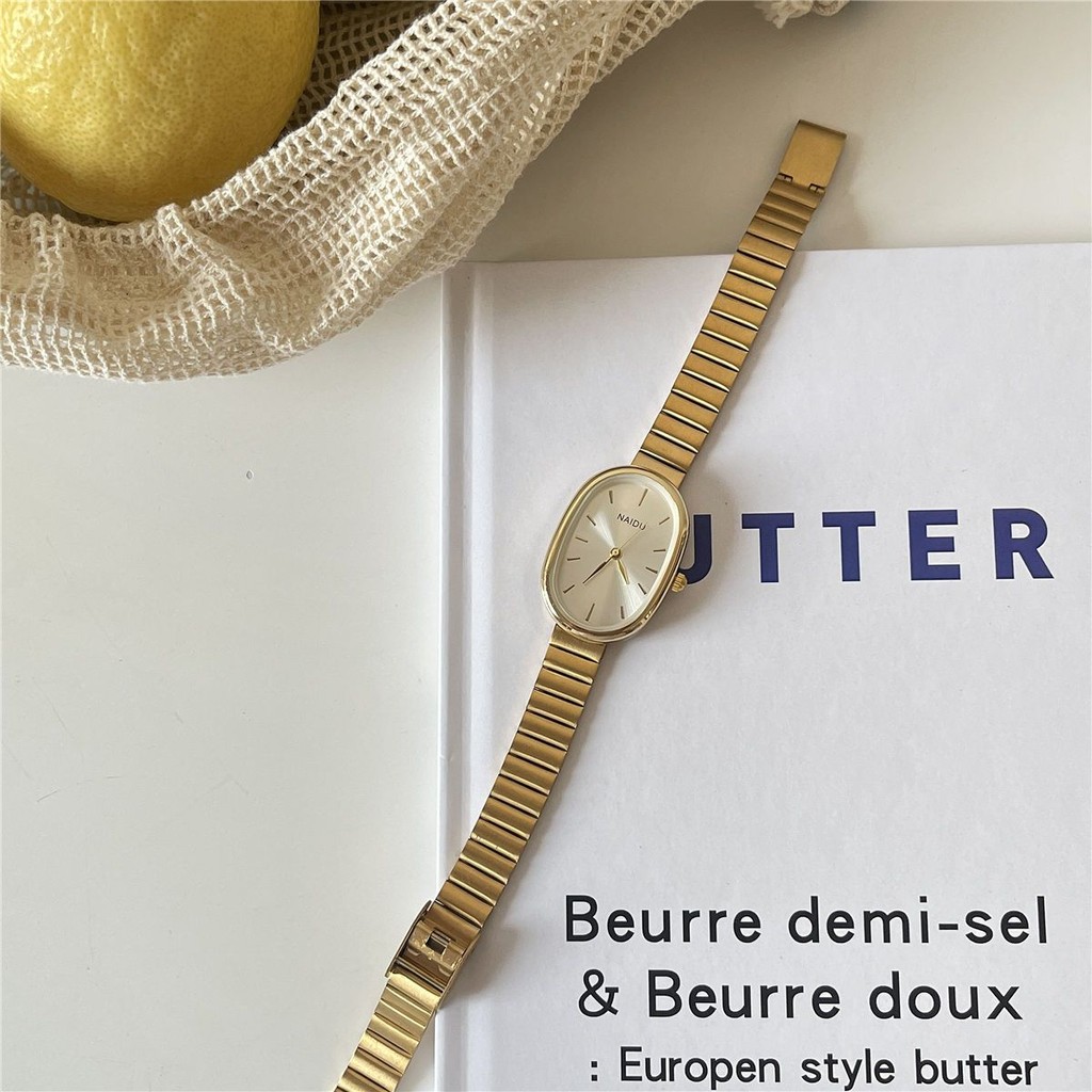 Beirsute หรูหรานาฬิกาหน้าปัดเล็กหญิง Simple Classy Oval Niche Design ins สไตล์นาฬิกาขนาด