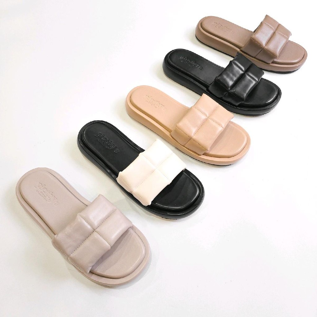 Puffy รองเท้าแตะ สี classic หน้าเท้าบุ ฟอง หน้านุ่มฟู สูง 1 นิ้ว