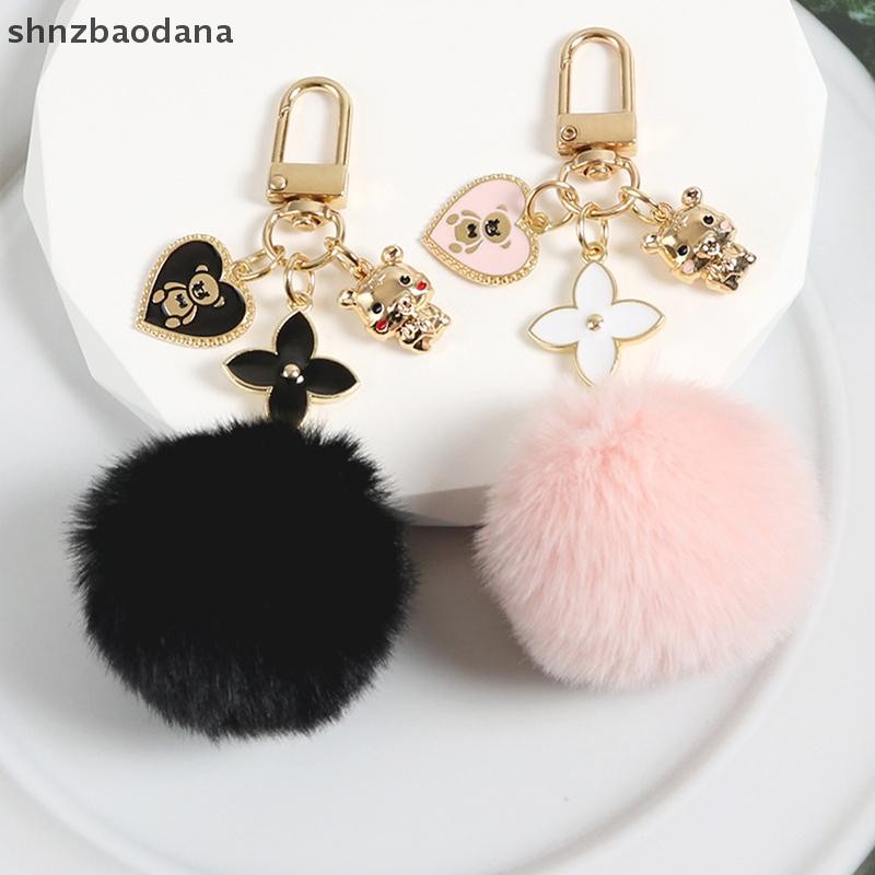 [SHNZAA] Ins ใหม่ Kawaii Love Bear สีชมพูสีดํา Pompom พวงกุญแจกระเป๋าสุภาพสตรีจี้รถ Key Holder สาวพวงกุญแจ Ch อุปกรณ์เสริมของขวัญ FSSG