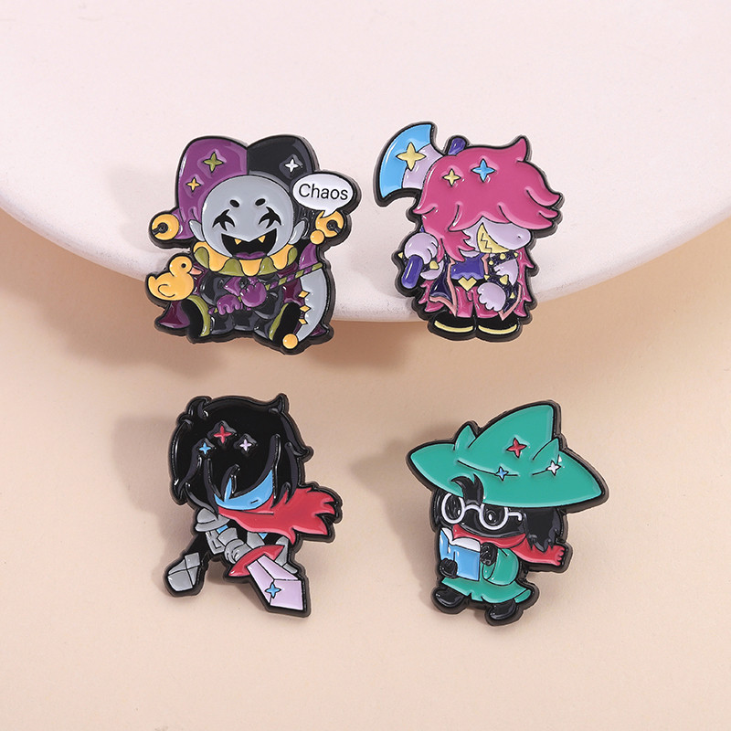 เกม Deltarune ตัวอักษรเข็มกลัด ป้ายโลหะ สำหรับเสื้อผ้าและกระเป๋าเป้ พร้อมใช้งานเป็นของขวัญ