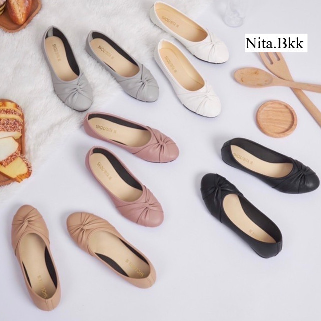 รองเท้าคัทชูไซส์ใหญ่ 36 - 44 หนังนิ่ม Nita.Bkk