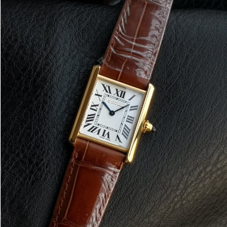 Pre order ราคา11400 T@NK Watches  นาฬิกาผู้หญิงแฟชั่น​ ตัวเรือนโรสโกลด์ Leather Size33.7*25.5mm/29.5