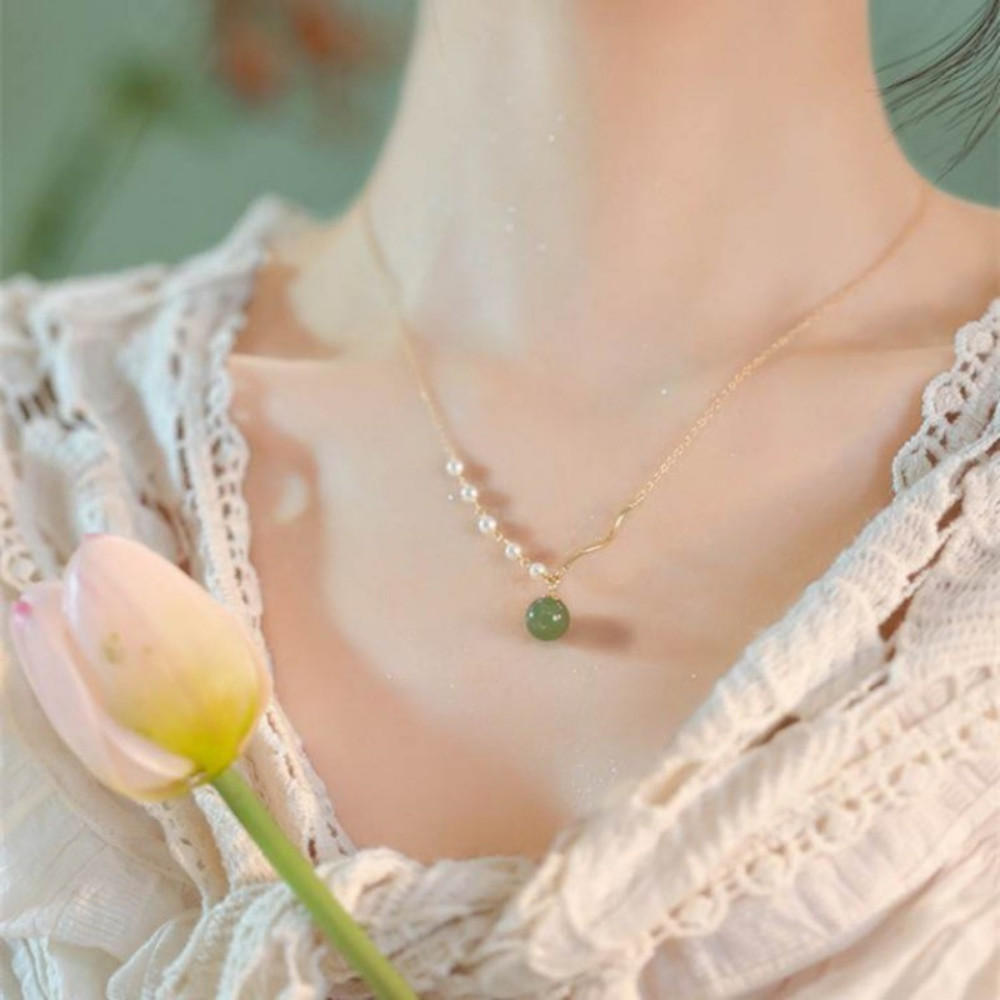 สร้อยคอมุกหยกเทียมพร้อมห่วงโซ่กระดูกไหปลาร้า ออกแบบเฉพาะสำหรับคุณลady