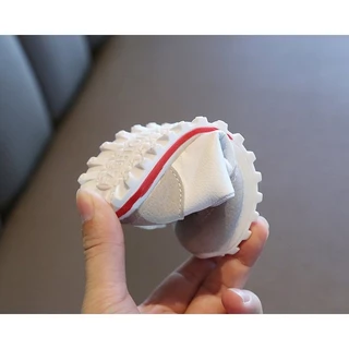 รองเท้าผ้าใบเด็กเล็ก หนัง PU นิ่ม ใส่สบาย พื้นกันลื่น 1-5ปี เด็กหญิง เด็กชาย Toddler Shoes