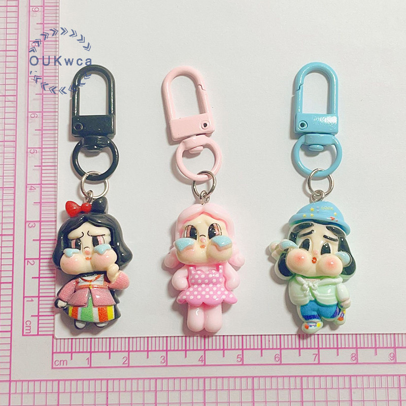 อุ๊ย น่ารักร้องไห้สาวพวงกุญแจการ์ตูนกระเป๋าเป้สะพายหลังตกแต่งแฟชั่นสาวนักเรียนพวงกุญแจแหวนเครื่องประดับของขวัญใหม่