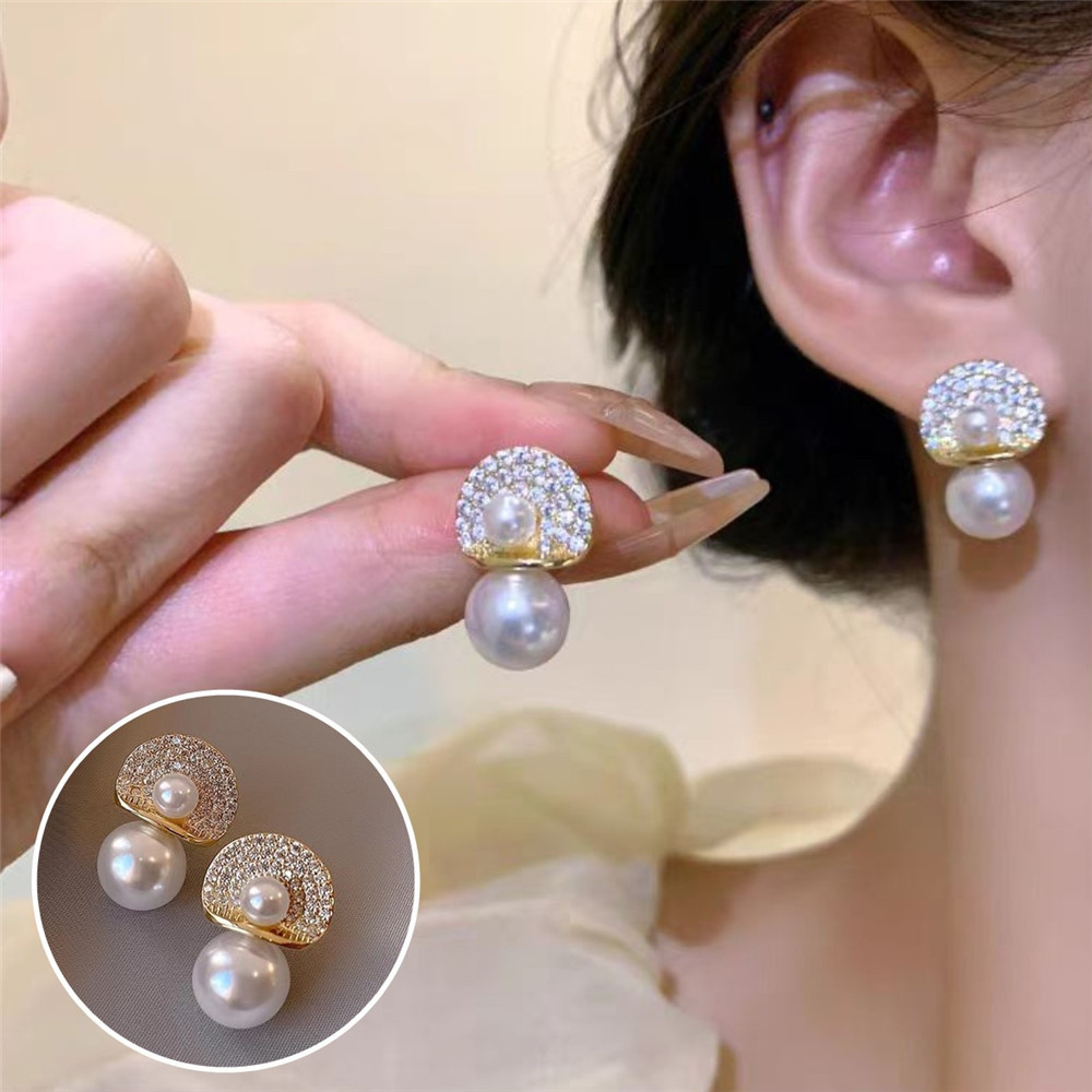 Niche Design Sense Geometric Full Diamond Stud ต่างหู Ins สไตล์หรูหราแฟชั่นต่างหูมุก