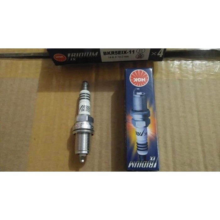 หัวเทียน NGK Hyundai Getz BKR5EIX-11 Iridium ดั้งเดิม
