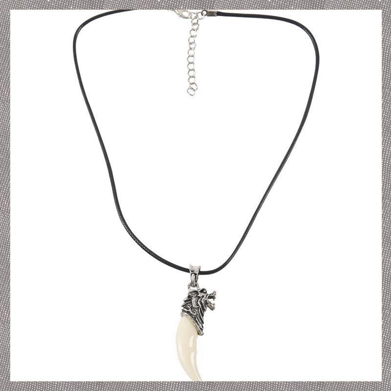 [MLO] สร้อยคอผู้ชายเครื่องประดับเหล็กไทเทเนียมครอบงําจี้สร้อยคอ