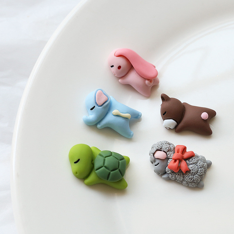 สัตว์ที่เชื่อฟังนอนบนท้องของคุณแพทช์เรซินนุ่มน่ารักสไตล์ญี่ปุ่น DIY เครื่องประดับแฮนด์เมดกิ๊บติดผมเข็มกลัดอุปกรณ์เสริมวัสดุ
