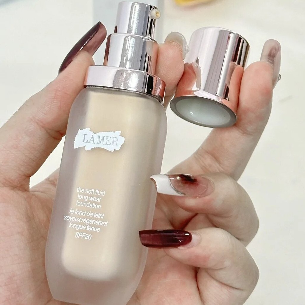 La MER. คอนซีลเลอร์ให้ความชุ่มชื้น Liquid Foundation Face แต่งหน้าบํารุงผิว light moisturizing ครีมกันแดด SPF20++ 30ml